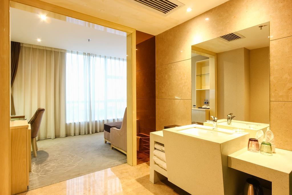 Paco Hotel Guangzhou East Railway Station Branch Buitenkant foto