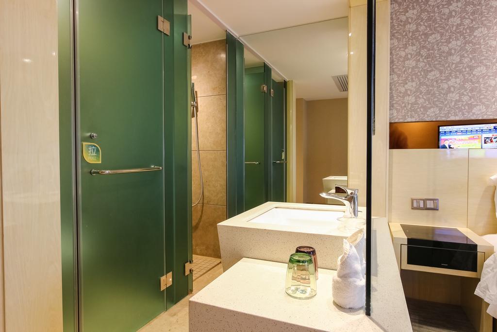 Paco Hotel Guangzhou East Railway Station Branch Buitenkant foto