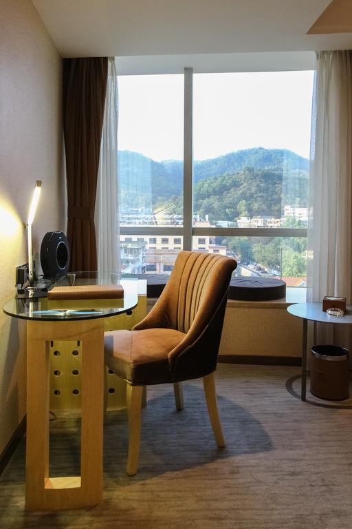 Paco Hotel Guangzhou East Railway Station Branch Buitenkant foto